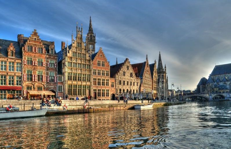 Prodloužený víkend v Belgii. Letenky do Bruselu od 748 Kč s odletem z Prahy